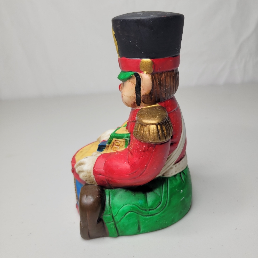 Vintage Ceramic Toy Soldier Drummer Music Box ~‎ Plays Jingle Bells - Picture 4 of 5
